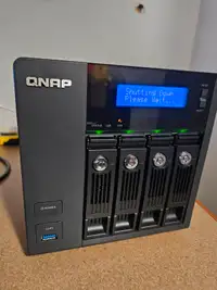 Qnap ts-543 pro NAS 4 x 6tb