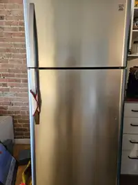 PRICE DROP Fridge and Stove (Kenmore&LG)GREAT CONDITION
