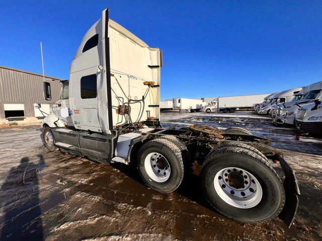 INTERNATIONAL 2016  prostar truck  in Heavy Trucks in Calgary - Image 4