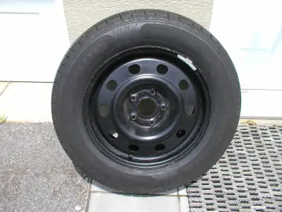 New Moto Master Tire with Rim 225/65R/17 - Rim has sensor - Full size space for Dodge Caravan