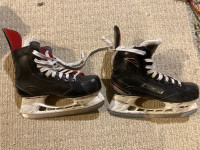 Bauer hockey skates Size 4