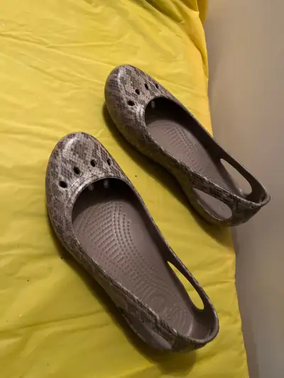 New croc’s size 7, View more
