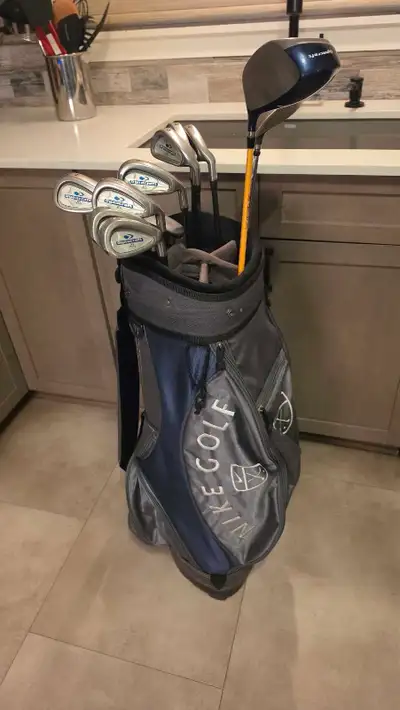 Dynacraft RIGHT Golf Club With NIKE Cart Bag, View more