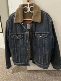 Levi’s men’s jean jacket 