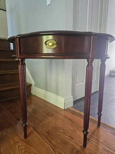 Hepplewhite Style Mahogany Side Table — Reeded Leg, View more