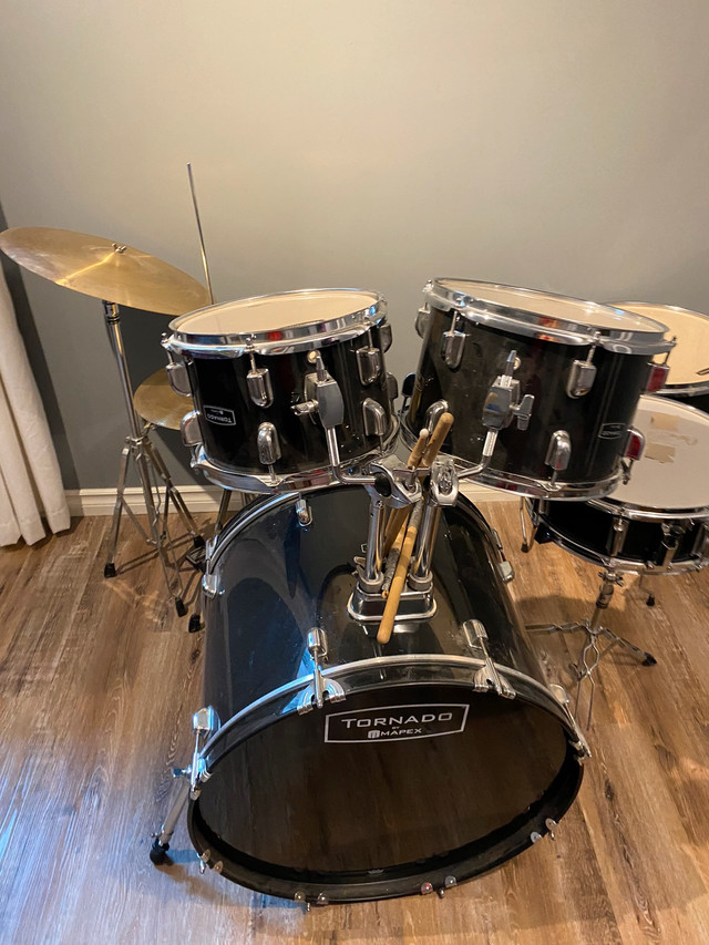 Mapex Tornado 5 Piece Drum set Drums & Percussion Calgary Kijiji