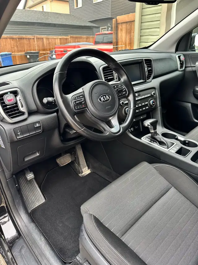 2017 Kia Sportage63860078696323124