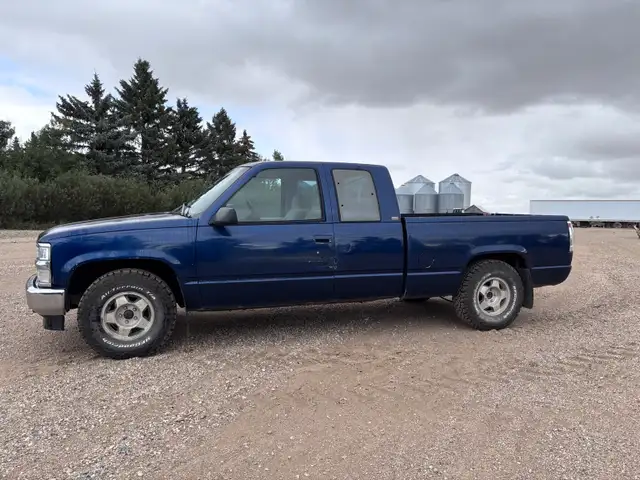 Chevrolet c1500566535370185134085