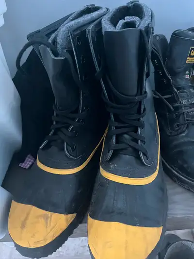 Sorrel Mens winter work boots, steel toe. Size 9, never worn., View more