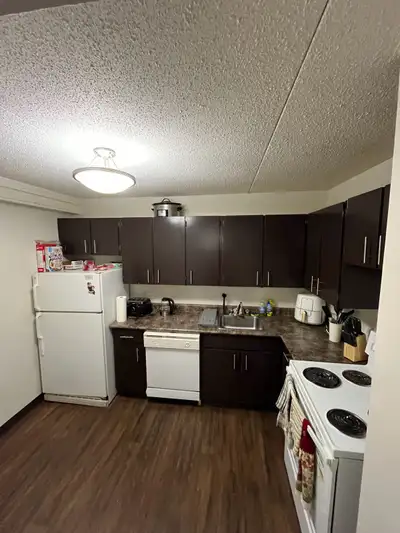 2 bedroom 1.5 baths
