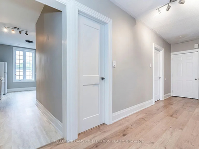 Primary bedroom in a 2 bedroom apartment. Blocks from grocery shopping, banks, parks, waterfront, tr...
