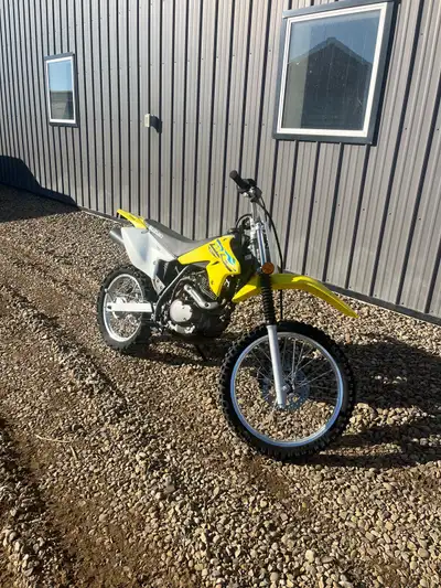 2021 Suzuki DRZ125L, kickstart, 5 speed, original owner, fully serviced with fresh oil change, newer...
