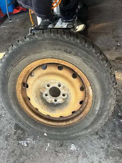 Summer tire size 235/60 R17 Winter tire size P235/65 R16 Rims on both great condition 1.5 years on b...