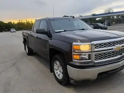 Runs good, quiet 4.3 New throttle body New windshield Remote start Oil and transmission fluid change...
