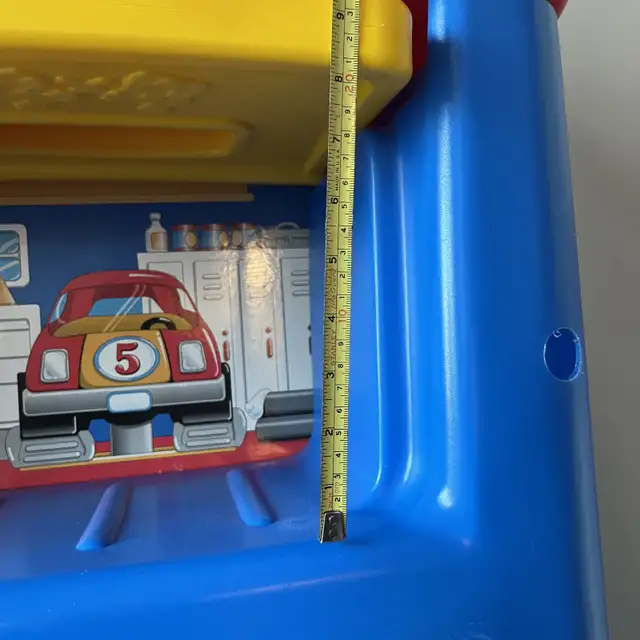 Vintage Fisher-Price children's toy storage/bookshelf in Bookcases & Shelving Units in Ottawa - Image 7