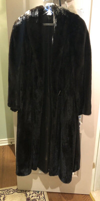 Real Fur coat (100% mink)
