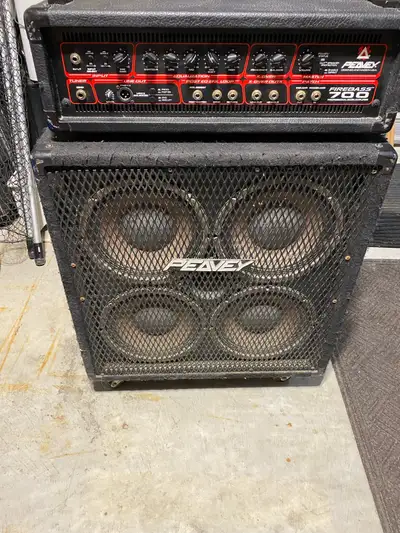 Peavey Firebass 700 watt Bass Guitar amplifier. , View more