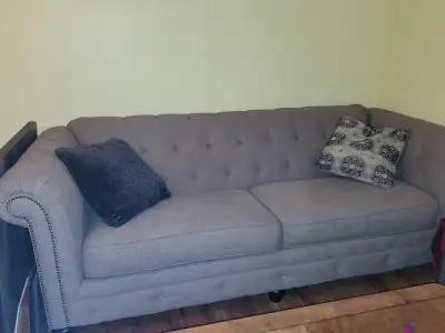 Divan style Chesterfield en tissus, View more