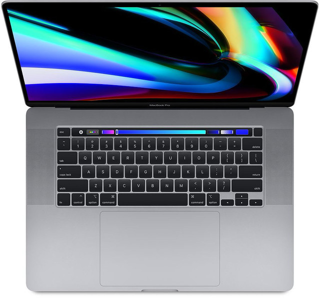 i9 2.3 GHz 16 GB RAM 9/10 2019 MacBook Pro 16 inch in Laptops in Oshawa / Durham Region