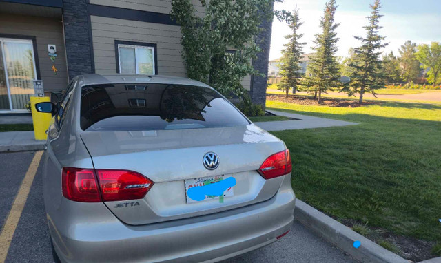 Volkswagen Jetta in Cars & Trucks in Edmonton - Image 2