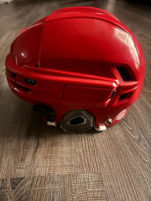 Ccm tacks X helmet (large) in Hockey in Sault Ste. Marie - Image 4