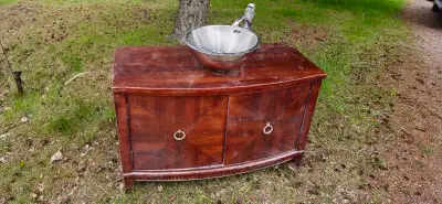 Free vanity at 47 third st.