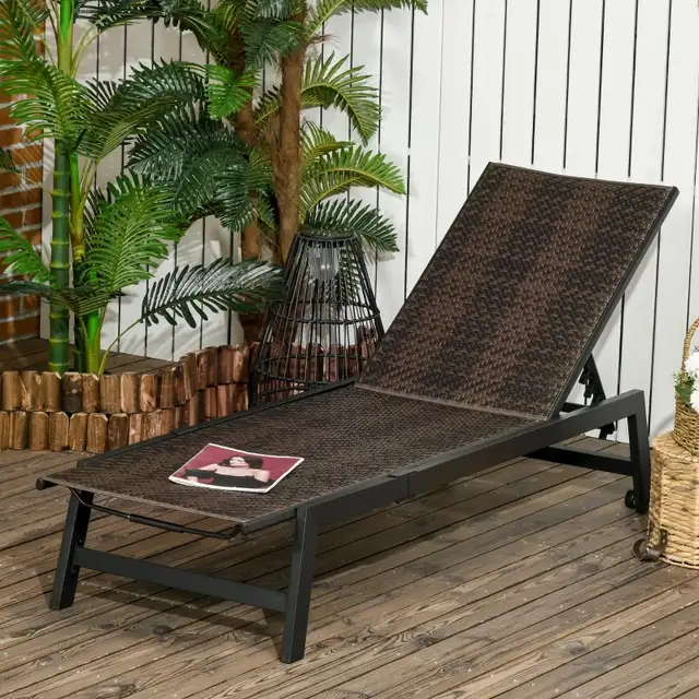 Outdoor Rattan Wicker Patio Lounger Chair Sun Lounger w/ 5-Posit in Patio & Garden Furniture in Markham / York Region - Image 2