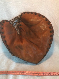 Vintage Leather First Baseman’s Baseball Glove