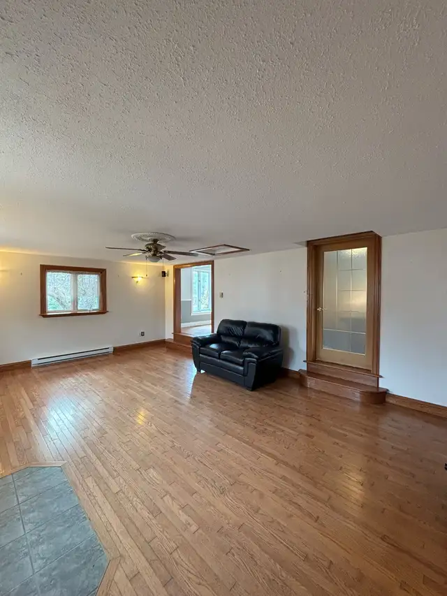 3 BEDROOM 2 BATH HOME -great location  in Long Term Rentals in Dartmouth - Image 7