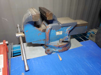8" vise made by JET