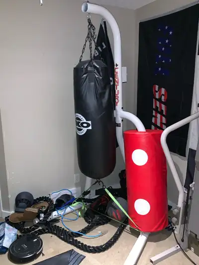 punching bag stand Plus, Extras, View more