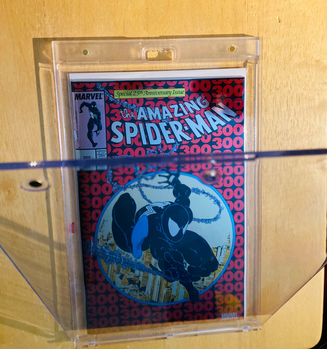 Magnetic Comic Book Frame in Comics & Graphic Novels in Calgary - Image 3