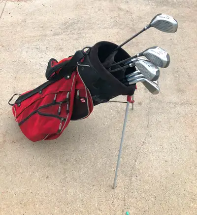 Ram Womens right handed 12 golf club set and a bag, View more