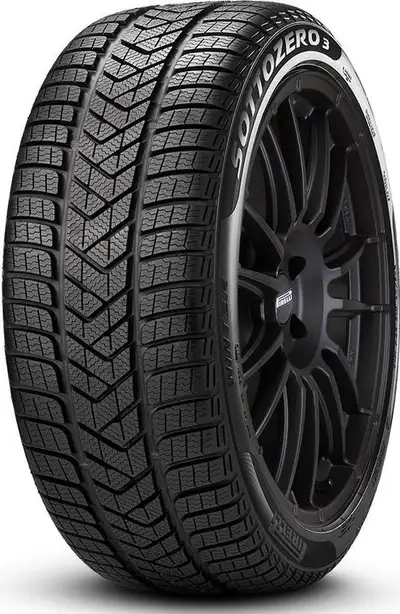 4 x Pirelli Sottozero 3 acheté en 2022 pour bmw x3, taille 18 pouces. Run flat. Prix neuf 1500$.