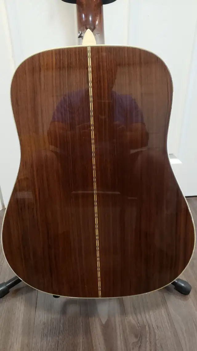 2017 Martin D-28 Acoustic Electric Guitar for Sale in Guitars in Oakville / Halton Region - Image 8