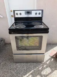 Whirlpool coil top stove with self-clean 