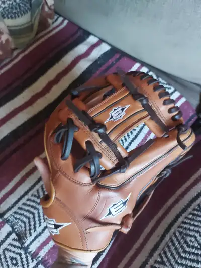 Easton premier select psx45 baseball glove., View more