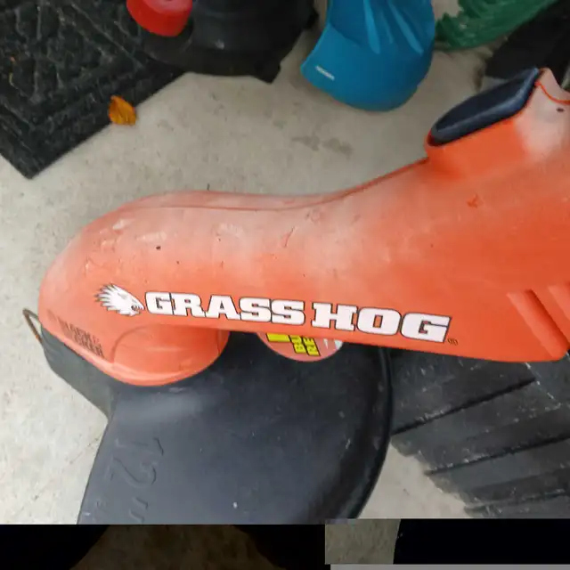 Various Weed trimmers in Lawnmowers & Leaf Blowers in City of Toronto - Image 11