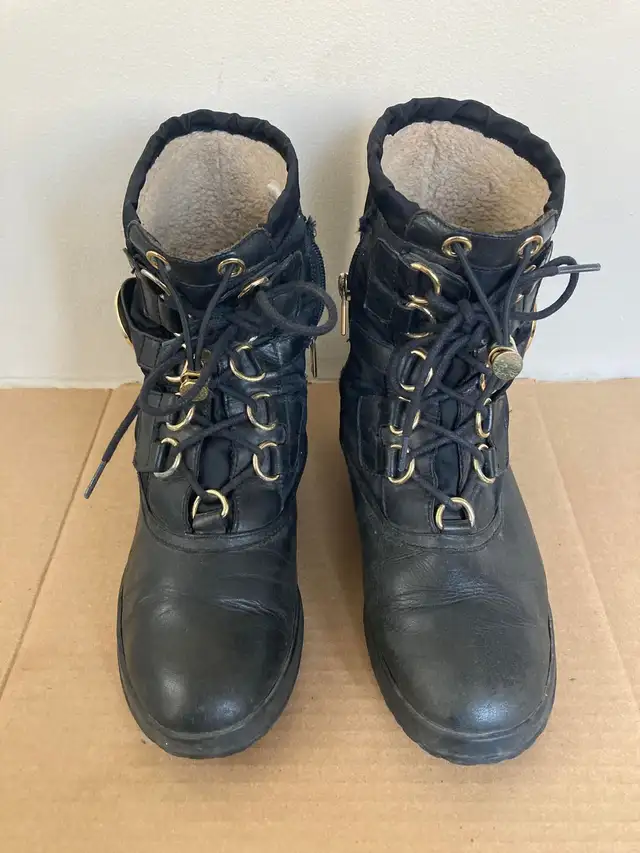 MK Bottes d’hiver, 8Us femmes in Women's - Shoes in City of Montréal - Image 3