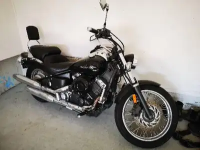 Yamaha V-Star. 2008. 650 cc .24000 miles. Good tires and brakes.