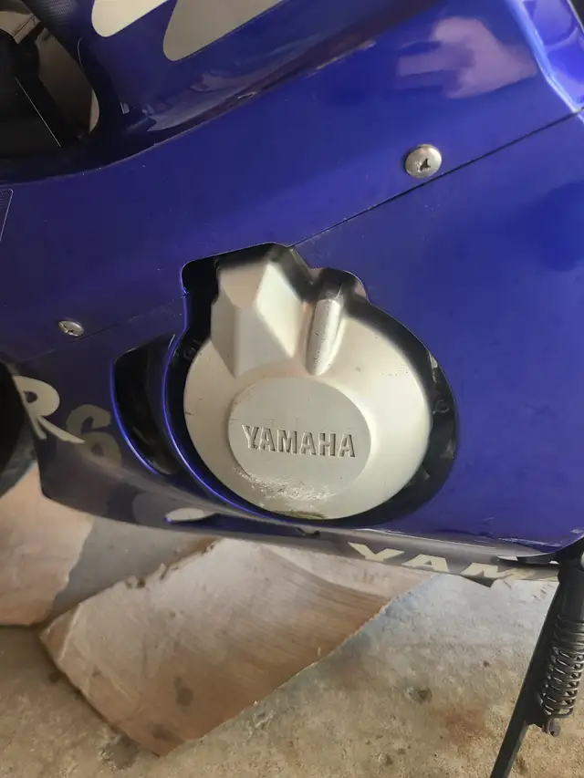 1999 Yamaha R6 in Sport Bikes in Mississauga / Peel Region - Image 4