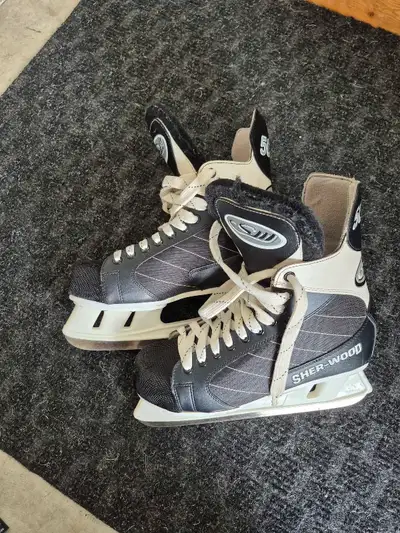 Sherwood Hockey Skates - Size 10 Pick up in LaSalle. Asking $5