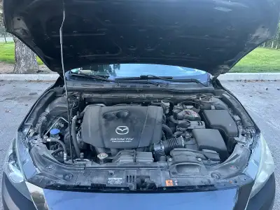 Hi Mazda 3 2016 If your interested please contact me @ 6476075332