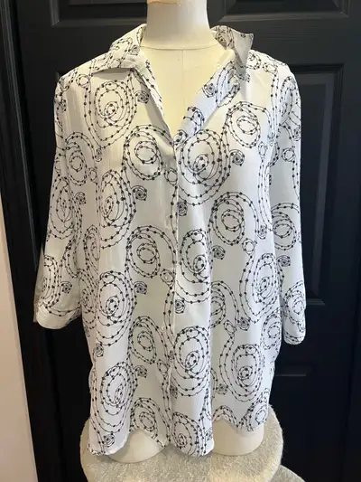 Blouse pour femme 18, View more