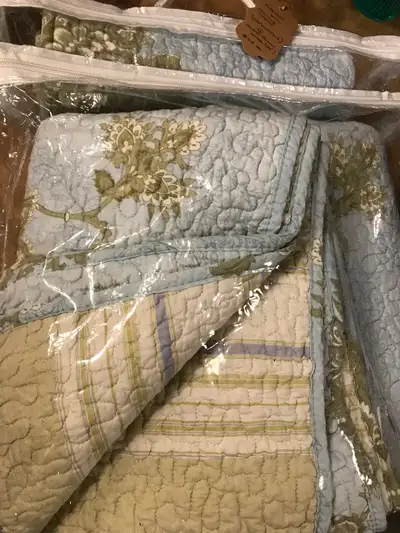 Garnet Hill Queen Quilt & Accessories, View more