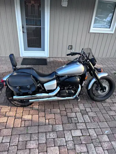 2015 Honda Shadow Phantom 750 – Excellent Condition – Safety Included Price: $6,500 OBO Selling my 2...