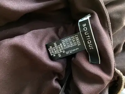 Gently used once prom dress. Purchased downtown Oakville and it would love to make another young lad...