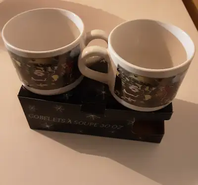 NIB 1990s set of 2 Santa Claus 30oz Soup Coffee Tea Cocoa Mugs, View more