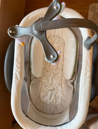 Like New Graco DreamGlider/Reclining Baby Swing