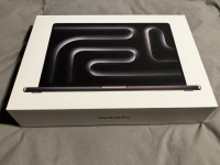 MacBook Pro - Space Black M3 Pro 16 -Sealed